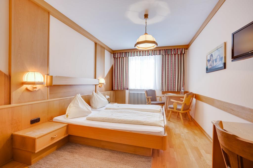 Hotel Himmelreich Мариацел Екстериор снимка